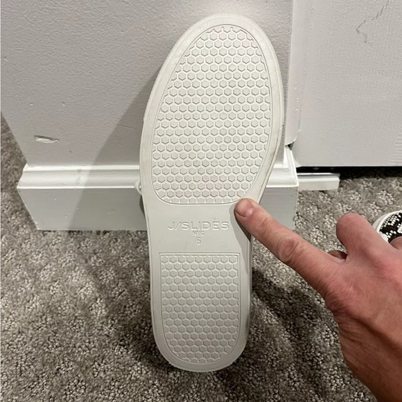 J/Slides NYC Snakeskin Platform Women’s Sneaker 6M-NWOB - Picture 9 of 10